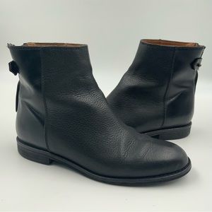 Madewell Black Leather Bootie. Size 6.
